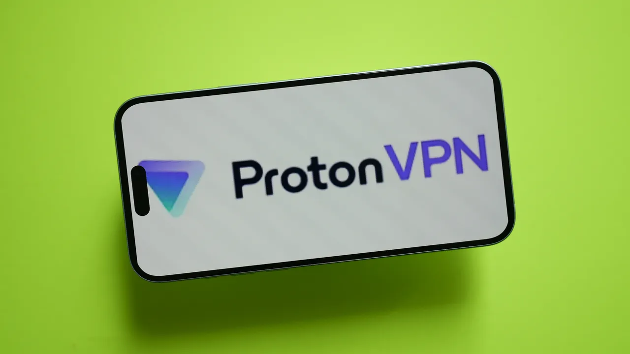 ProtonVPN 客户端界面截图 - 瑞士加密 VPN 服务 1700+服务器